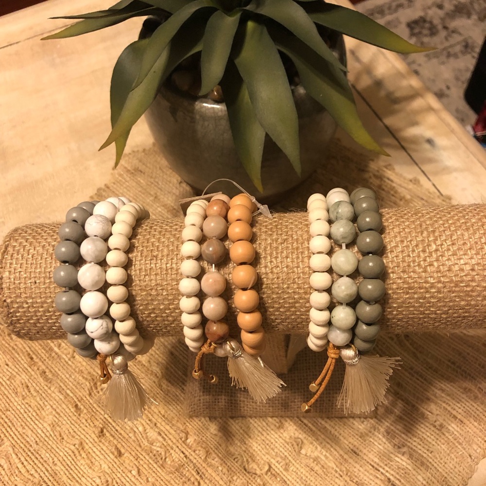 Natural Wood Stone Bracelet - Picture 4 of 4